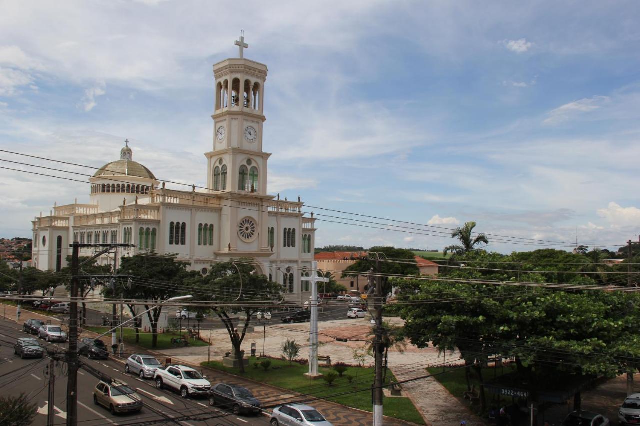 Alpha Ville Hotel Assis Exterior foto