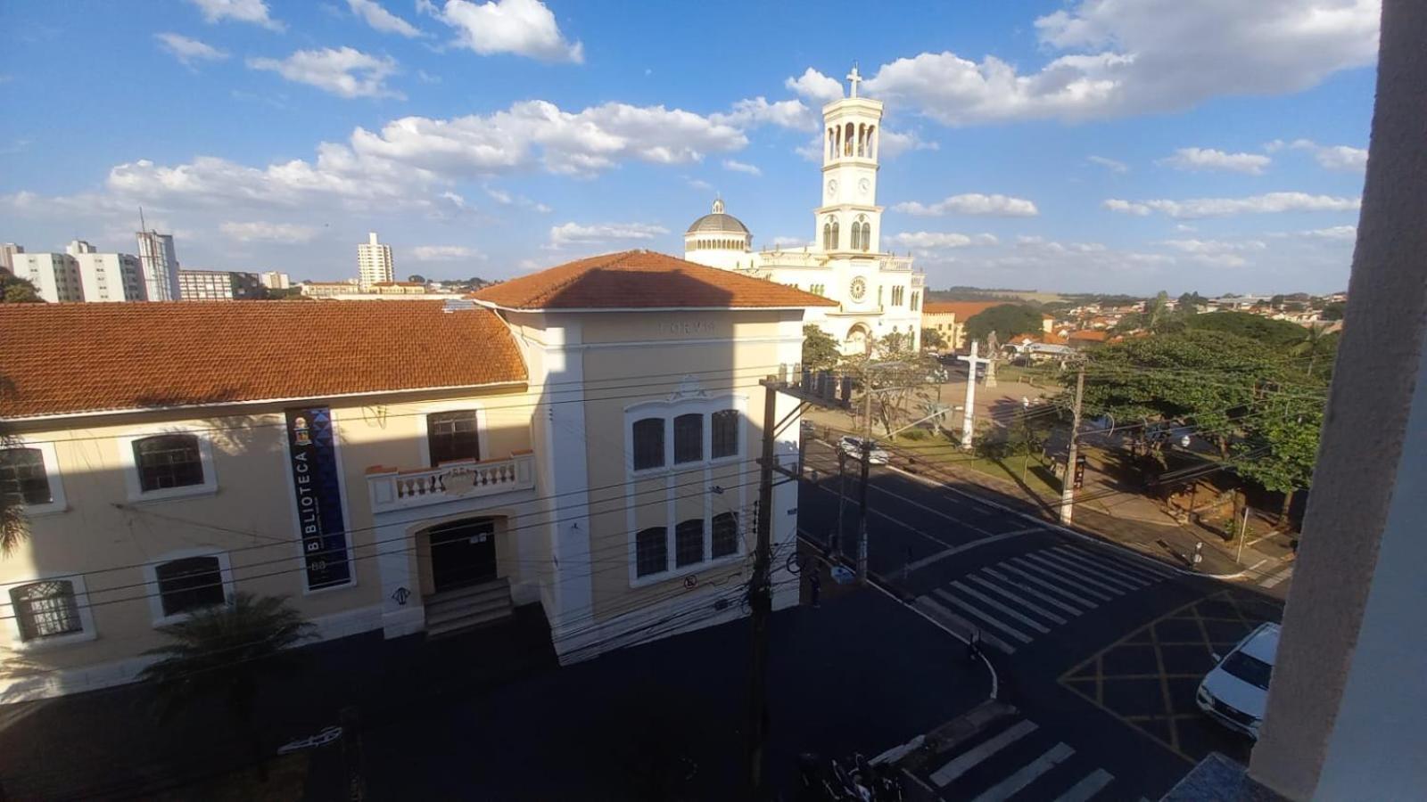 Alpha Ville Hotel Assis Exterior foto